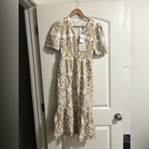 NWT Adelyn Rae Eyelet Embroidered Puff Short Sleeve V-Neck Midi Dress brand new